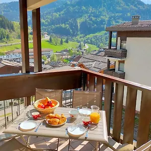 Appartement Hypercentre 35 M Avec Balcon Et Vue Des Aravis France